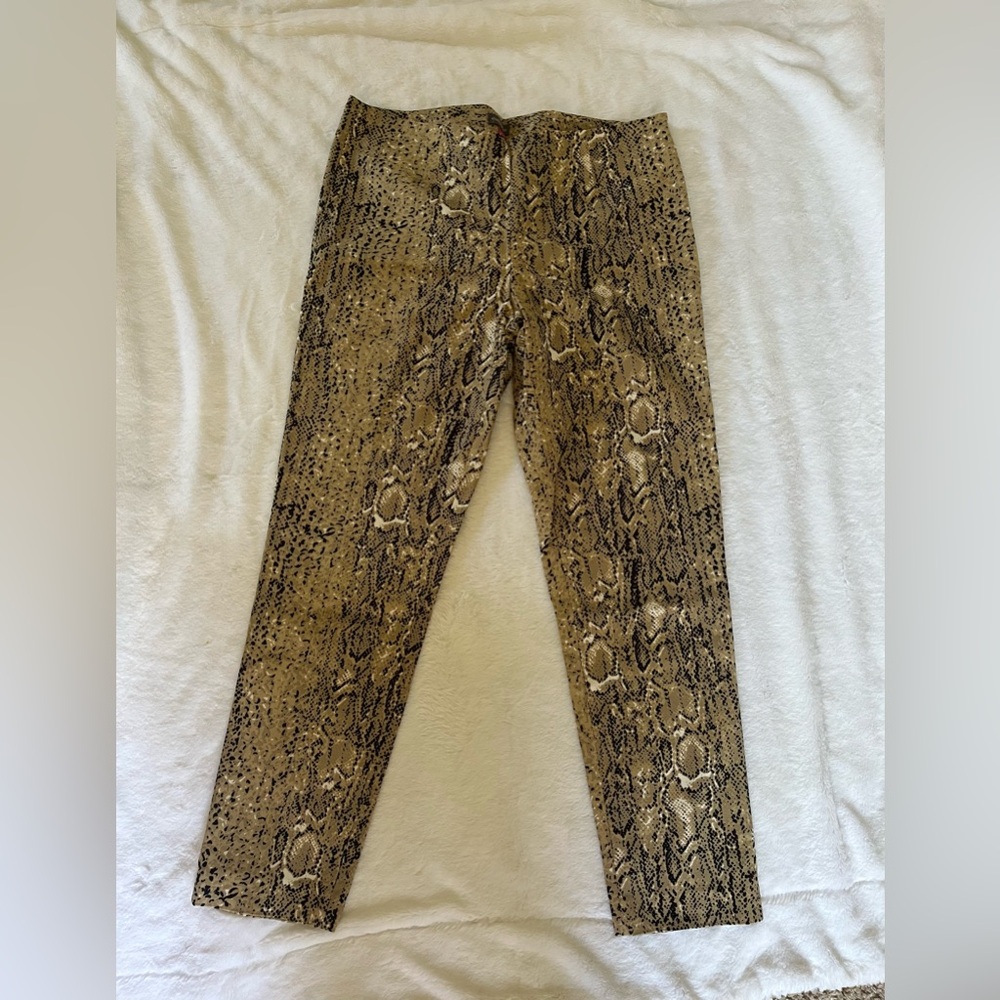 Vince camuto pants